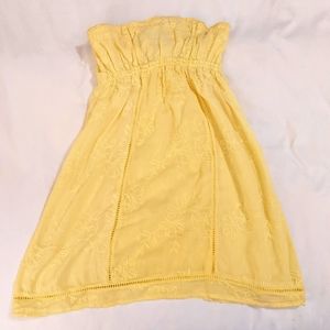 Yellow strapless summer dress